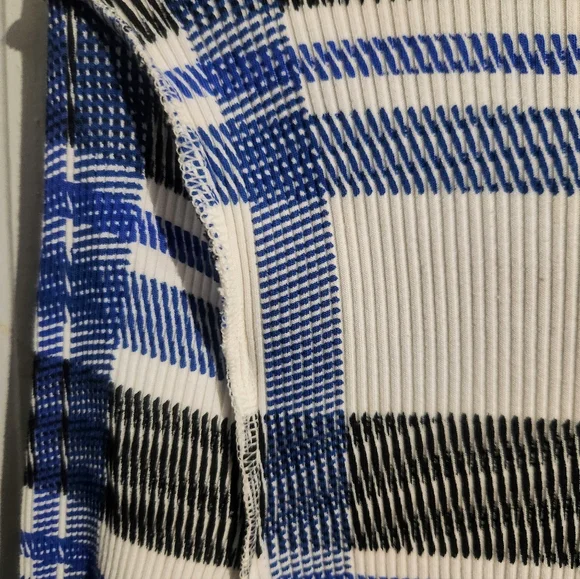 NWOT FP Movement Rally Printed Layer - Picture 7 of 7